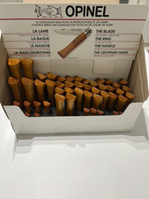 Espositore Collezione 60 Coltelli Opinel