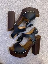 Sandalo Nero con Borchie e