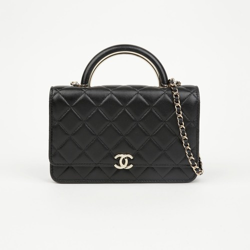 Chanel logo top handle - cc,