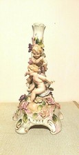 Antico candelabro monofiamma,porcellana di Capodimonte,Putti e fiori a barbotine