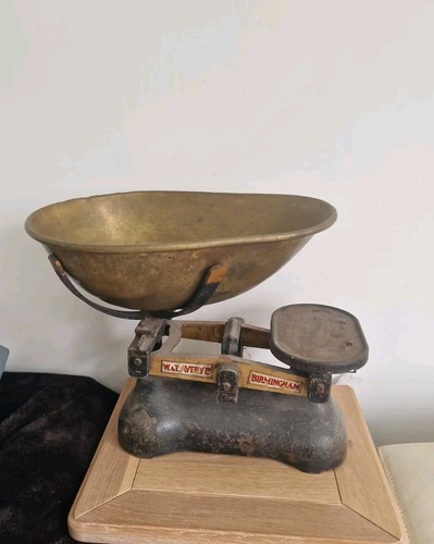 Antique large grocery shop - large,