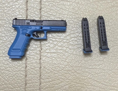 Manichino pistola munizioni