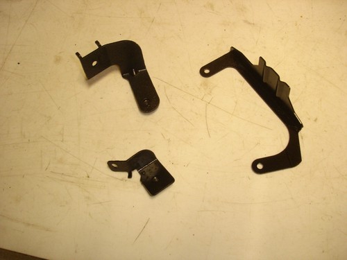 Kit staffe montaggio - , scatola