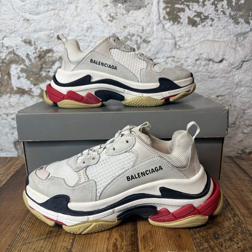 Balenciaga triple sneaker - s,