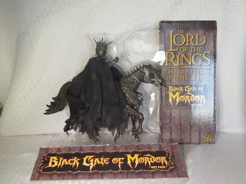 2004 toy biz - lotr, of