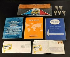 PEUGEOT 104 204 304 404 504 DOCUMENTI ACCESSORI VINTAGE AUTOMOBILIA STICKER KEYS