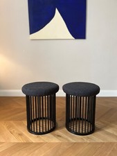 Set di pouf sgabelli poggiapiedi vintage anni 70 bouclé nero restaurati