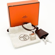 Lucchetto HERMES all'uncinetto