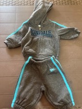 Lotto neonato 0–3 mesi · 50 capi misti · body/tutine/pigiami · 50 €