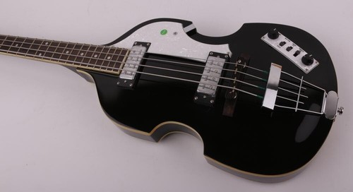 Basso chitarra violino