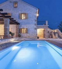 Piscina in vetroresina di