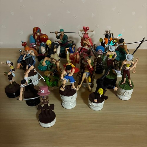 One piece chess - one,