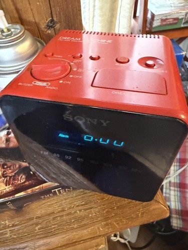 Radio orologio rossa - radio, am/fm