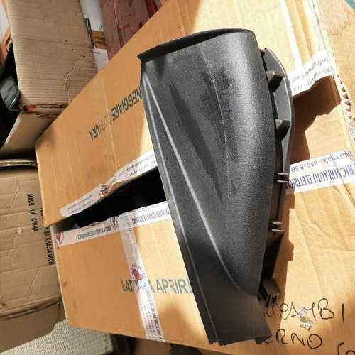 Plastica laterale coperchio