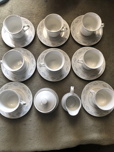 Set tazze e piattini - -1,