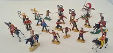 54mm MARS PLASTIC SOLDIERS Y BRITAINS LOTE DE INDIOS Y VAQUEROS PINTADOS