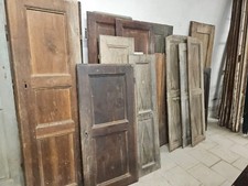 Blocco di 25 ante / scuri antichi in noce massello - XIX Sec.