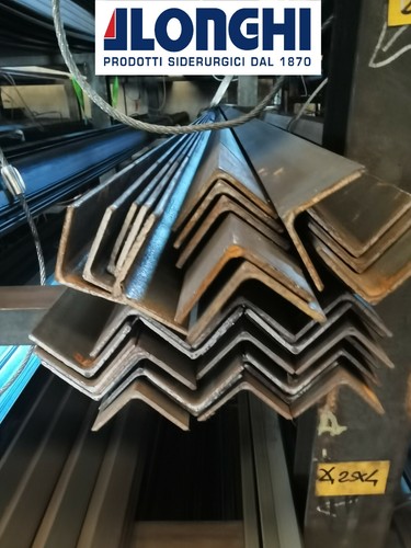 Angolare 40x40x3 laminato - angolare,