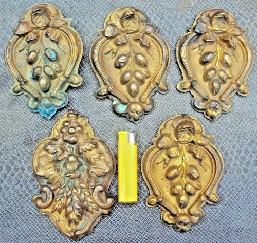 Lot cinq ornements - lot,