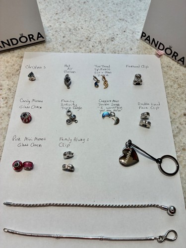 Due bracciali pandora con - due,