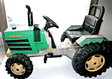 Trattore Cavalcabile a Pedali -" Peg Perego" AGR 1T Peg. Mis: 95x50x h.60. ONT