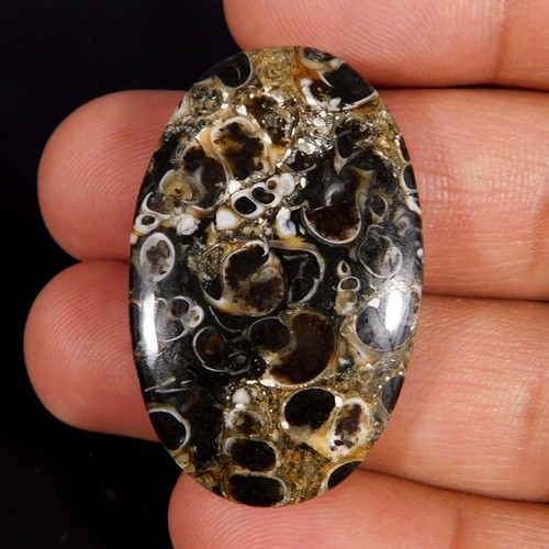 Pietra preziosa - ct,