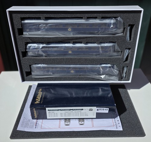 Models 49131 set - l.s.,