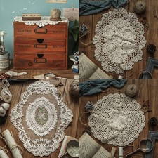 Intricato copritavolo fatto a