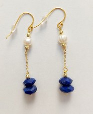 Orecchini pendenti in argento 925 laminato oro con perle, lapislazzuli e ematite