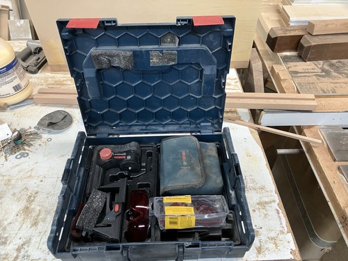 Bosch red laser - 3-80,