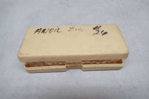 Pinza micrometrica interna