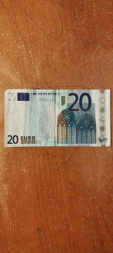Banconota euro draghi anno - 20,