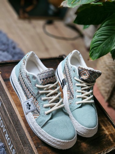 Eleganti scarpe sportive - eleganti,