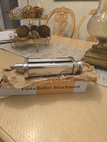 Pasta roller attachment for - roller,