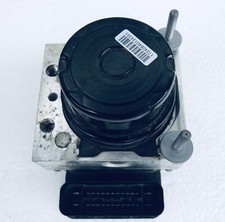 Centralina Pompa ABS Codice 06210975153  TOYOTA Yaris Anno 2014