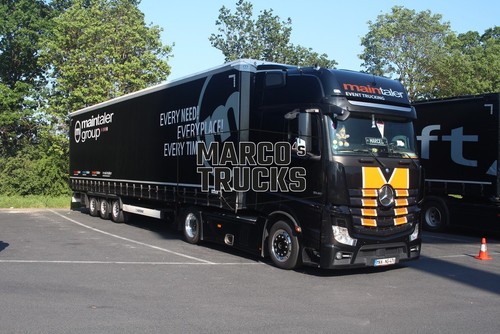 Foto camion mercedes benz - foto,