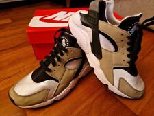 Nike Huarache EU 42 US 8.5 black/khaki/white