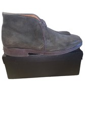 Scarpe scamosciate modello polacchine.