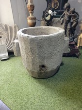 Grande mortaio in travertino antico