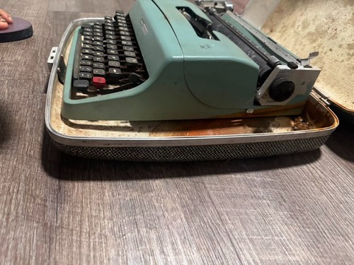 Macchina scrivere vintage - scrivere,