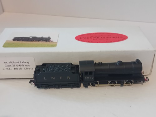Scale model trains - trains,