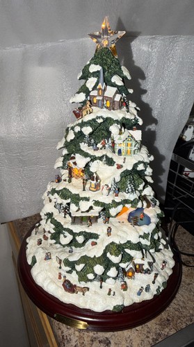 Albero illuminato 2004