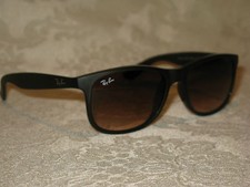 Occhiali da sole Ray-Ban neri