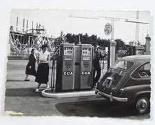 FOTOGRAFIA FOTO VECCHIA VINTAGE POMPA BENZINA SHELL PETROLIANA AUTO D'EPOCA ICA