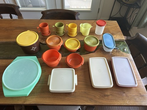 Genuine vtg tupperware - genuine,