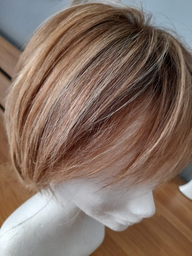 Parrucca donna corta nuovo