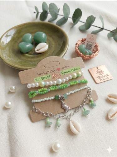 Set bracciali fatti - set, mano