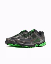 Nike Zoom Vomero 5 SE Retro