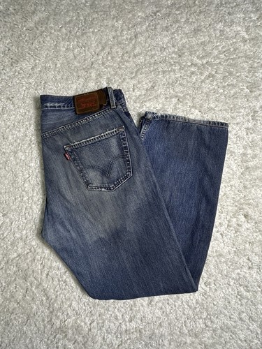 Levis 501 made romania - made,
