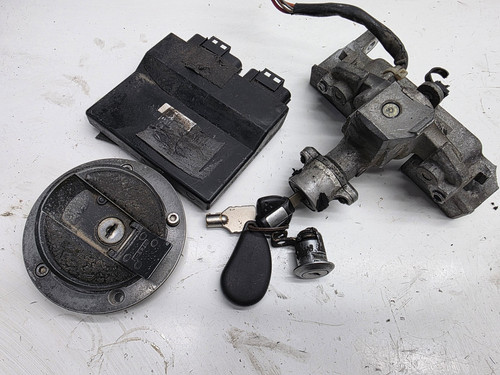 Suzuki gsr 600 2008 - kit, chiavi